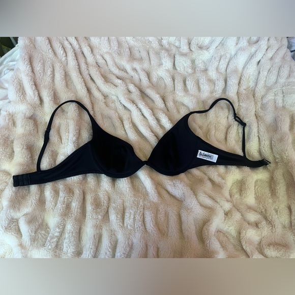 BNWOT La Senza new black underwire bikini top - Picture 4 of 6